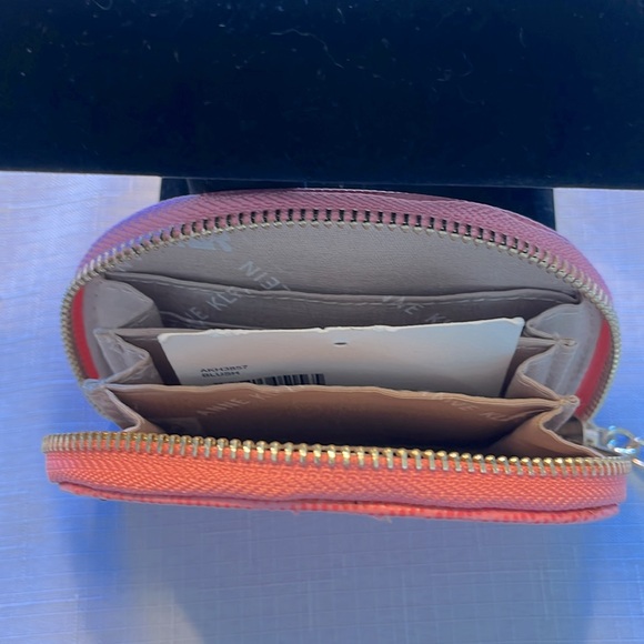 ANNE KLEIN CURVED CARD CASE PINK - Picture 4 of 8